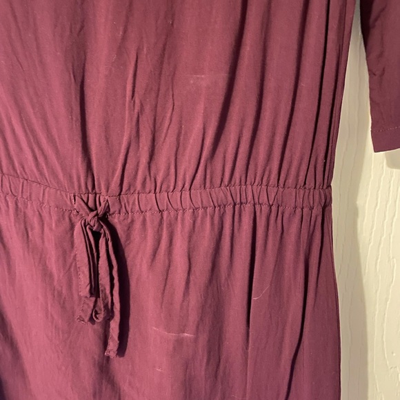 Dark mauve simple dress - Picture 4 of 5